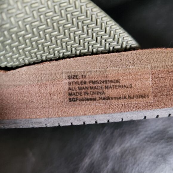 NWOT Dockers mens size 11 fip flops - Picture 4 of 5